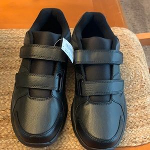 Cross Trekkers size 10.5W